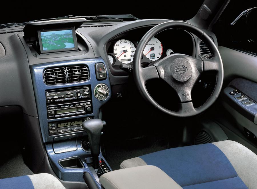  Nissan Terrano 1999 года  (фото 4 из 5)